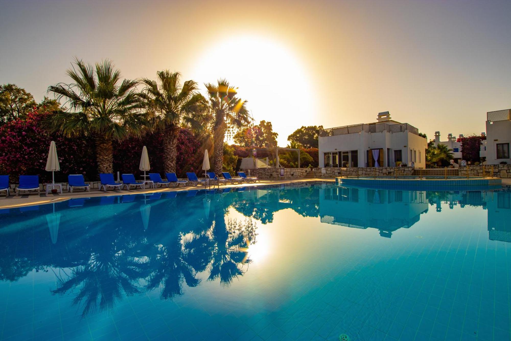 Ladonia Hotels Zemda Guemuesluek Exterior foto